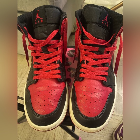 Air Jordan 1’s - Picture 2 of 7